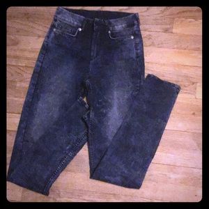 💚💚Size 2 H&M divided jeans dark acid washed look
